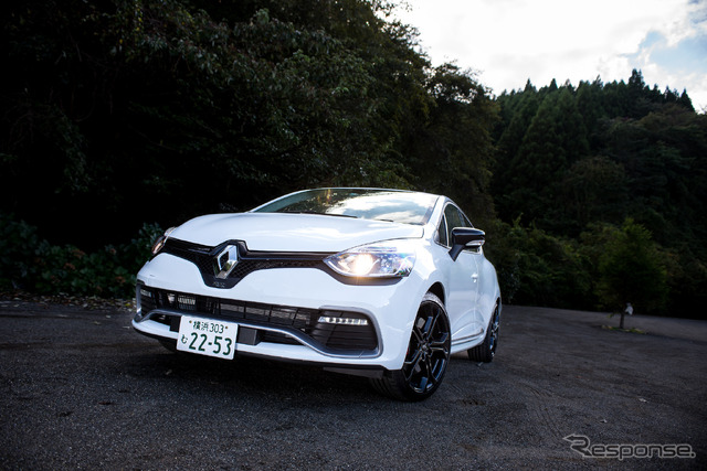 ルノー・ルーテシア RS「シャーシ カップ」