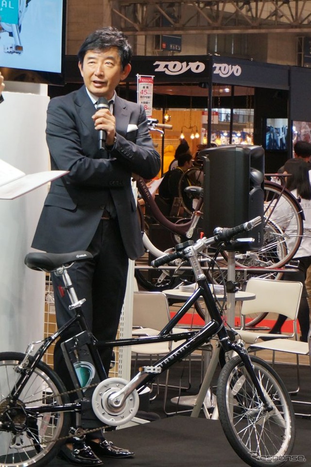 「サイクルモードインターナショナル2013」のイベントに出席した石田純一さん