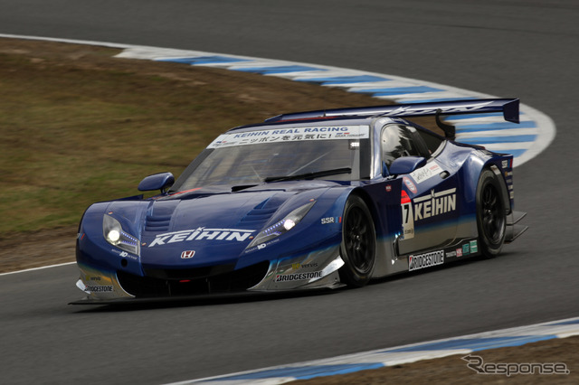 決勝2位の#17 KEIHIN HSV-010。写真:MOBILITY LAND