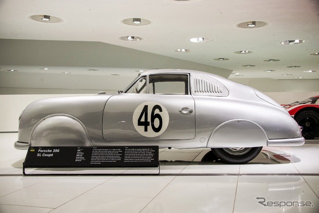 ポルシェ 911 50周年記念展示(ポルシェミュージアム)