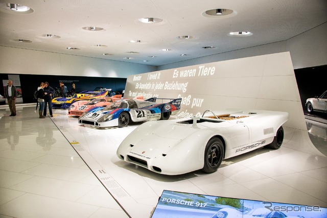 ポルシェ 911 50周年記念展示(ポルシェミュージアム)