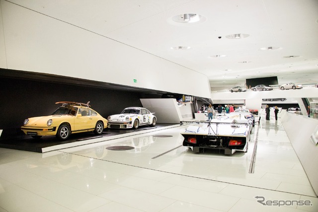 ポルシェ 911 50周年記念展示(ポルシェミュージアム)