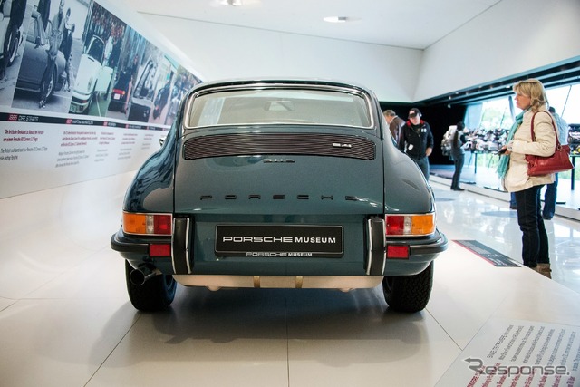 ポルシェ 911 50周年記念展示(ポルシェミュージアム)