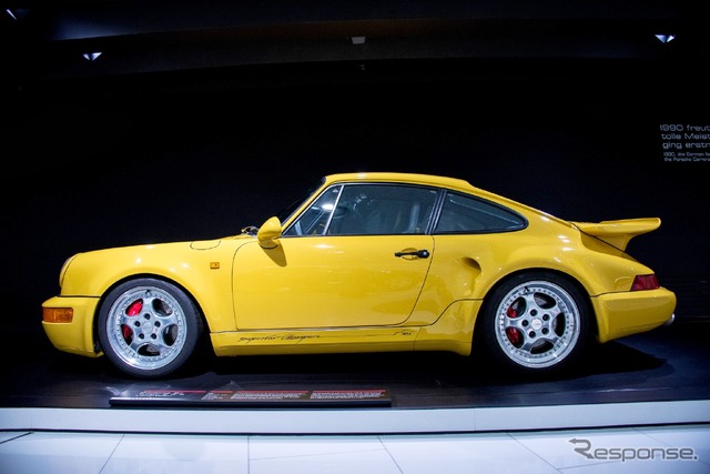 ポルシェ 911 50周年記念展示(ポルシェミュージアム)