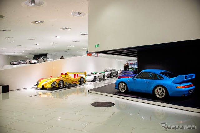 ポルシェ 911 50周年記念展示(ポルシェミュージアム)