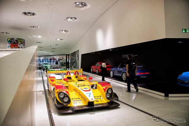 ポルシェ 911 50周年記念展示(ポルシェミュージアム)