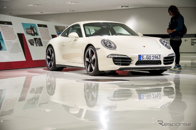ポルシェ 911 50周年記念展示(ポルシェミュージアム)