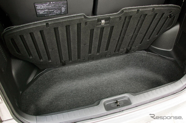 【日産 セレナ 新型発表】写真蔵…楽しいインテリア