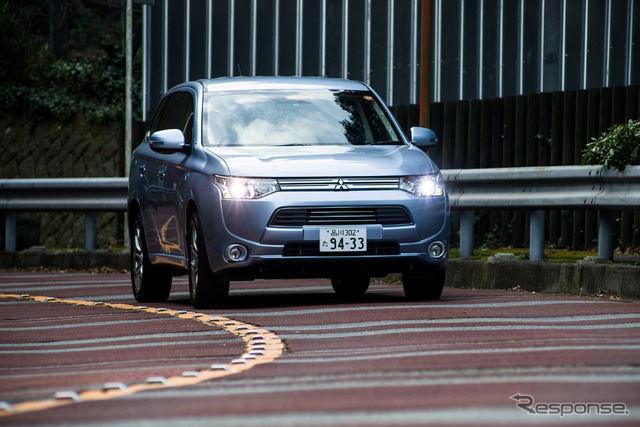 三菱・アウトランダー PHEV（参考画像）