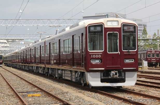 このほど完成した阪急1000系。11月28日から神戸線で営業運転を開始する。