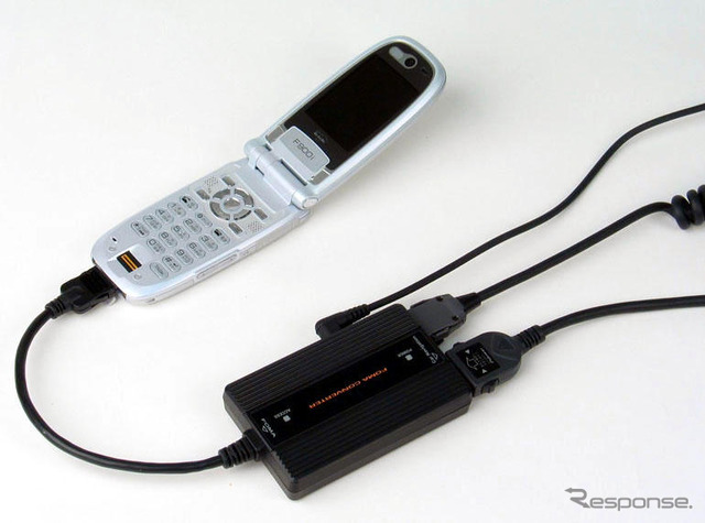 FOMAが通信カーナビで使える! …カロッツェリアと三菱電機
