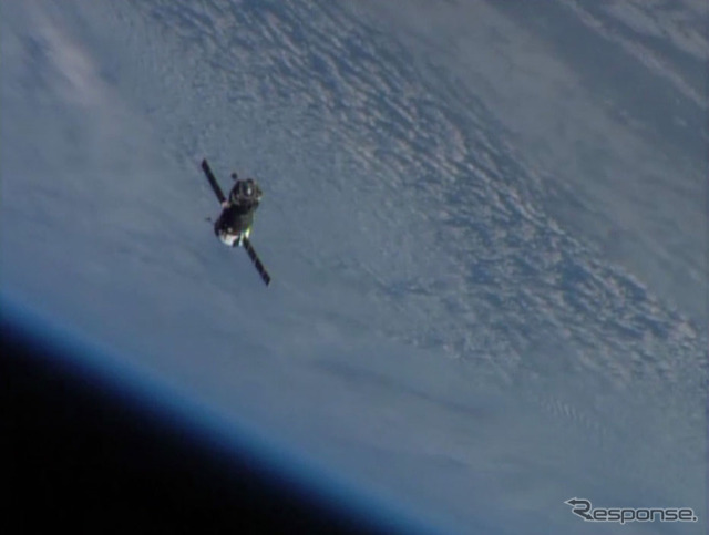ISSから分離したソユーズTMA-09M宇宙船（出典：JAXA／NASA）