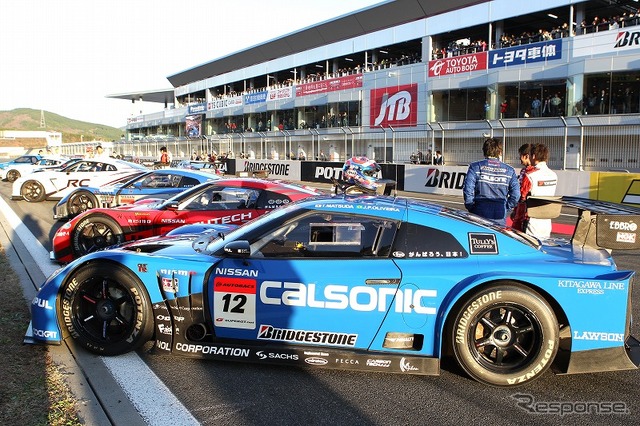 NISMO FESTIVAL at FUJI SPEEDWAY 2011 より