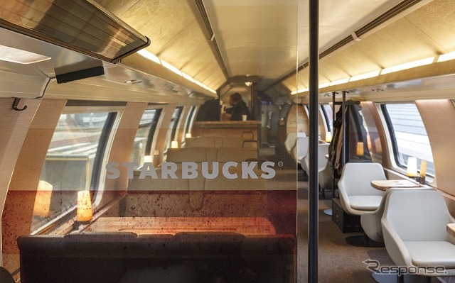 スイスに登場する「走るスターバックス」。写真は2階建て食堂車を改装した同車両の2階部分