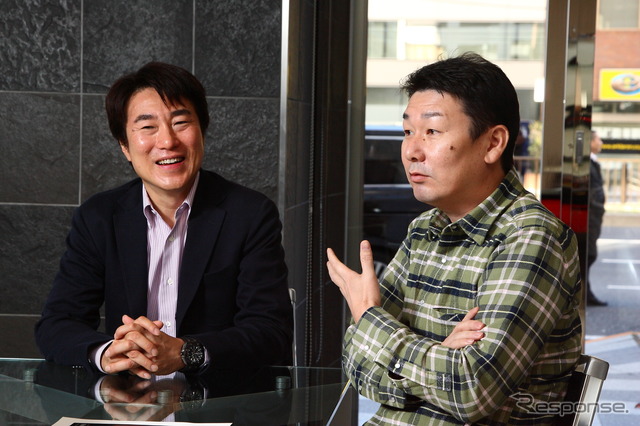 パガーニ・ジャパン代表の武井真二氏(右)とBEWITH代表取締役の中島敏晴氏