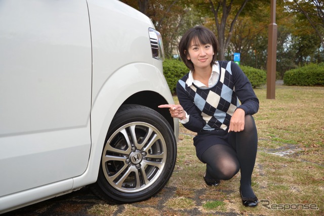 ホンダ N BOX(藤島知子氏)