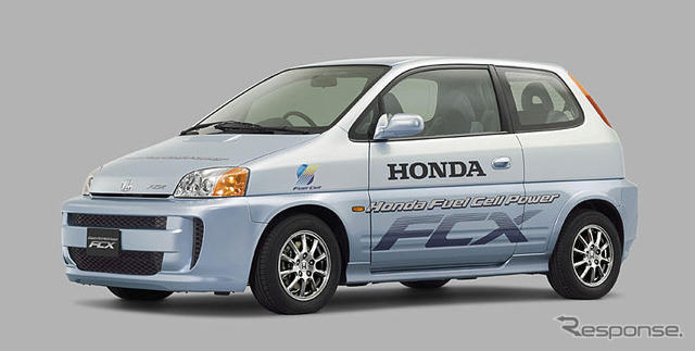 ホンダ FCX が日本初、型式認証を取得