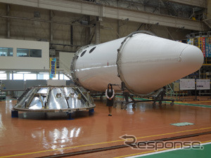 川崎重工、H-IIAロケット23号機用衛星フェアリングを出荷
