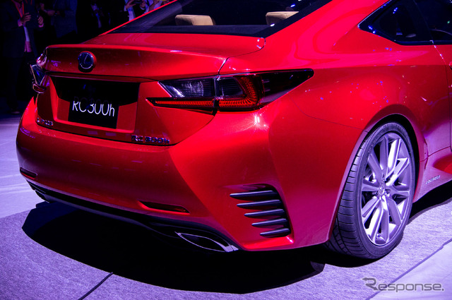 レクサス・RC クーペ(Lexus Amazing Night)
