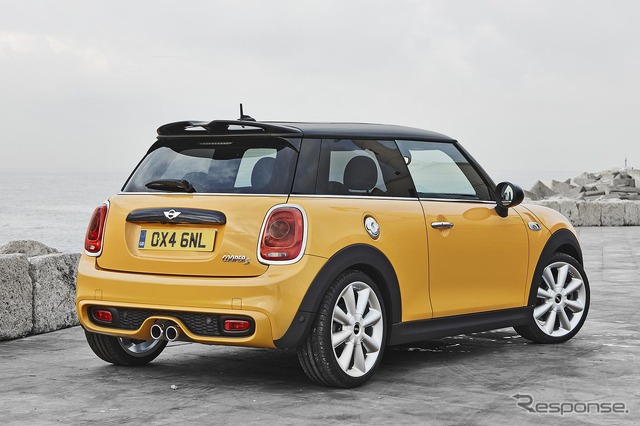 新型 MINI ハッチバック