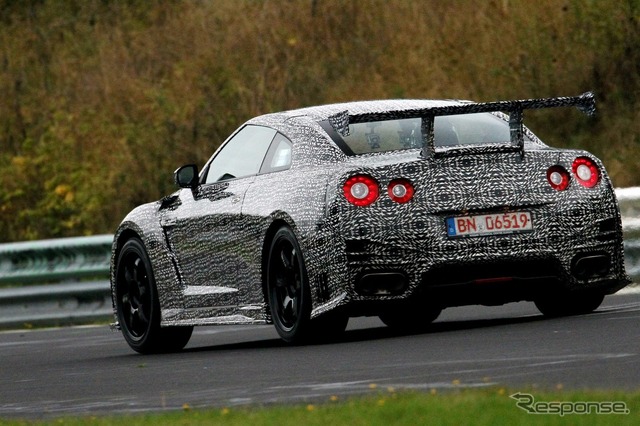 日産GT-R NISMOのドイツ・ニュルブルクリンク北コースにおけるタイムアタック