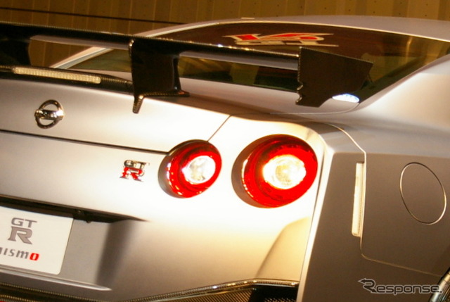 日産 GT-R NISMO