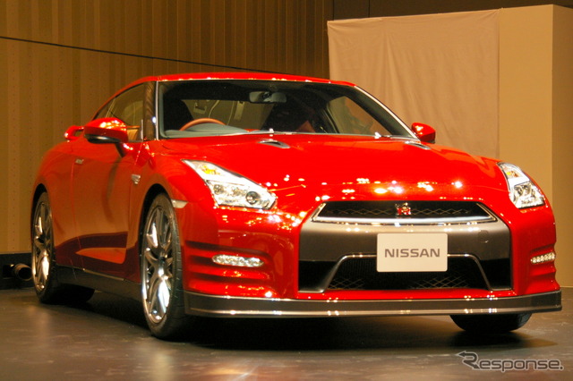 日産 GT-R 2014年モデル
