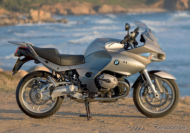 BMW、アジアのモーターサイクル事業を再編