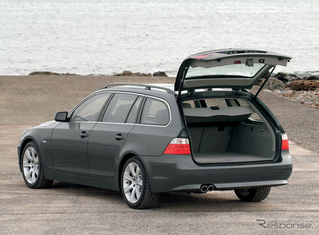 BMW 530i にツーリングを設定