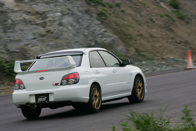 【スバル インプレッサ 新型】心をくすぐる装備3点
