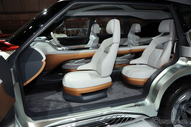 三菱 コンセプト GC-PHEV(東京モーターショー13)