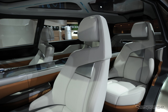 三菱 コンセプト GC-PHEV(東京モーターショー13)