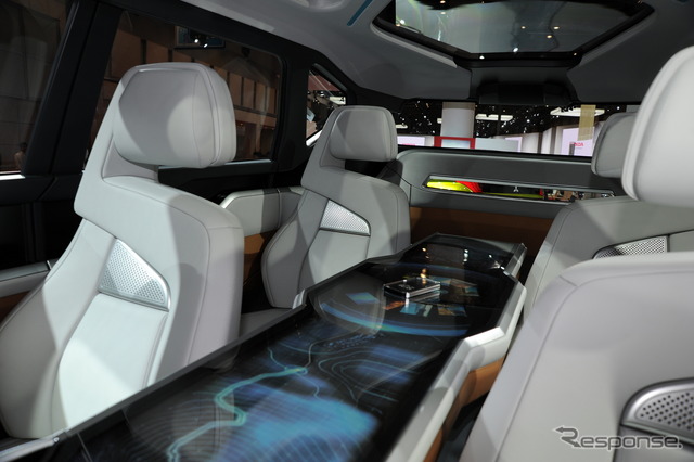 三菱 コンセプト GC-PHEV(東京モーターショー13)