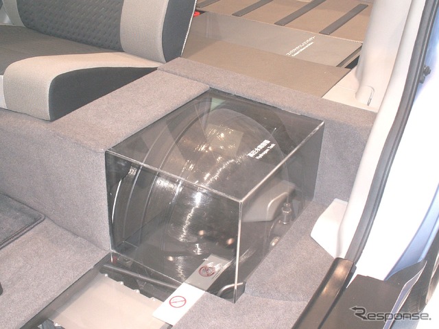 X-TRAIL FCVカットモデル