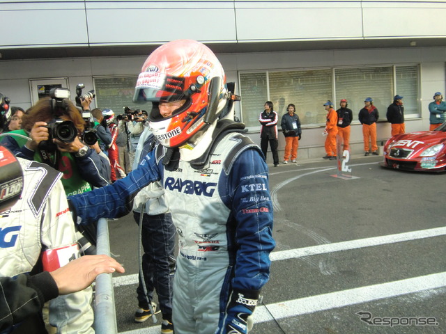 GT500決勝第1レースの3位は小暮卓史。