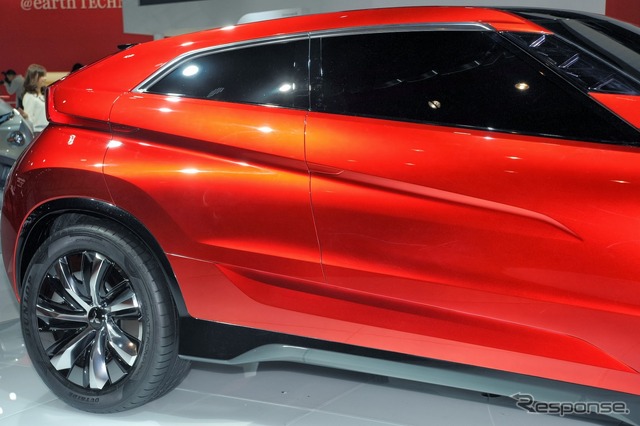 三菱 コンセプト XR-PHEV(東京モーターショー)