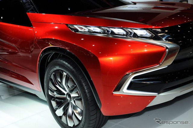 三菱 コンセプト XR-PHEV(東京モーターショー)