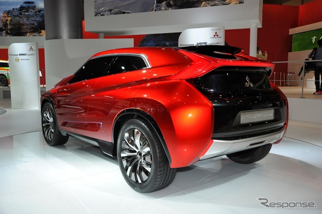 三菱 コンセプト XR-PHEV(東京モーターショー)