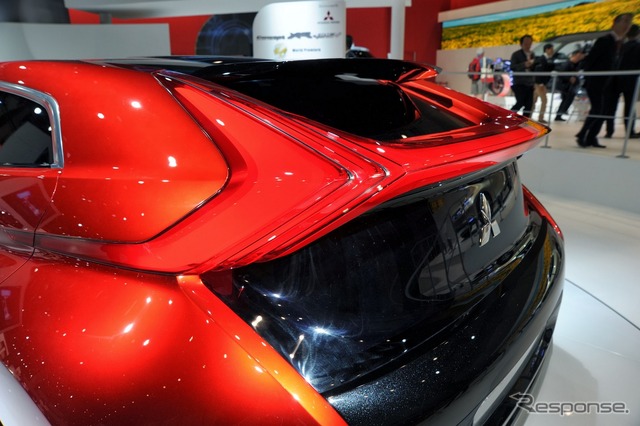 三菱 コンセプト XR-PHEV(東京モーターショー)