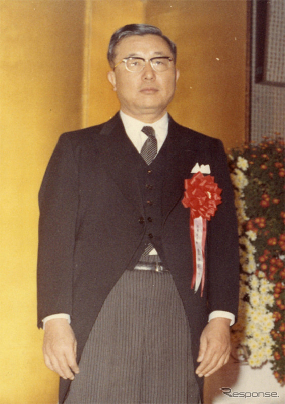 豊田英二氏