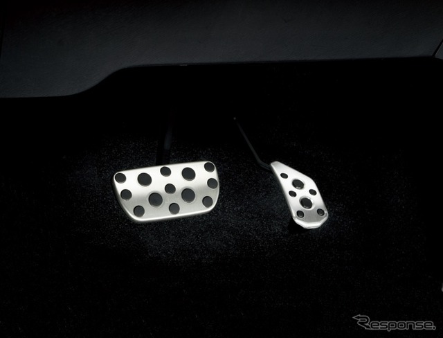 トヨタ・アクア G SPORTS（G's）