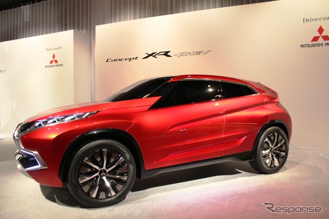 三菱コンセプト XR-PHEV(東京モーターショー13)