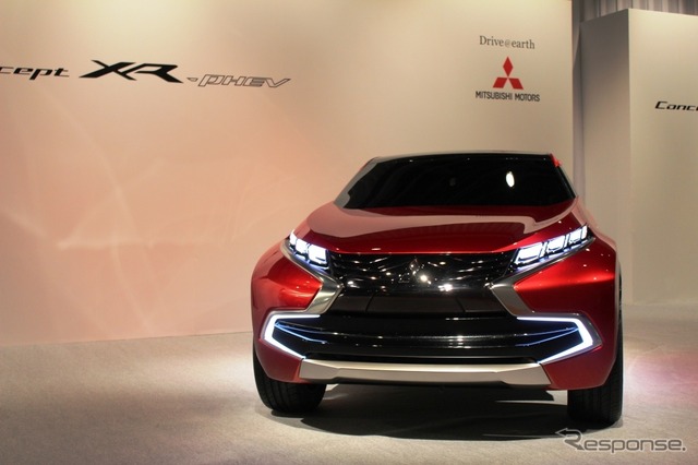 三菱コンセプト XR-PHEV(東京モーターショー13)