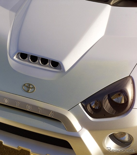 【シカゴ・ショー2001出品車】オフロード? クーペ? トヨタ『RSC』コンセプト