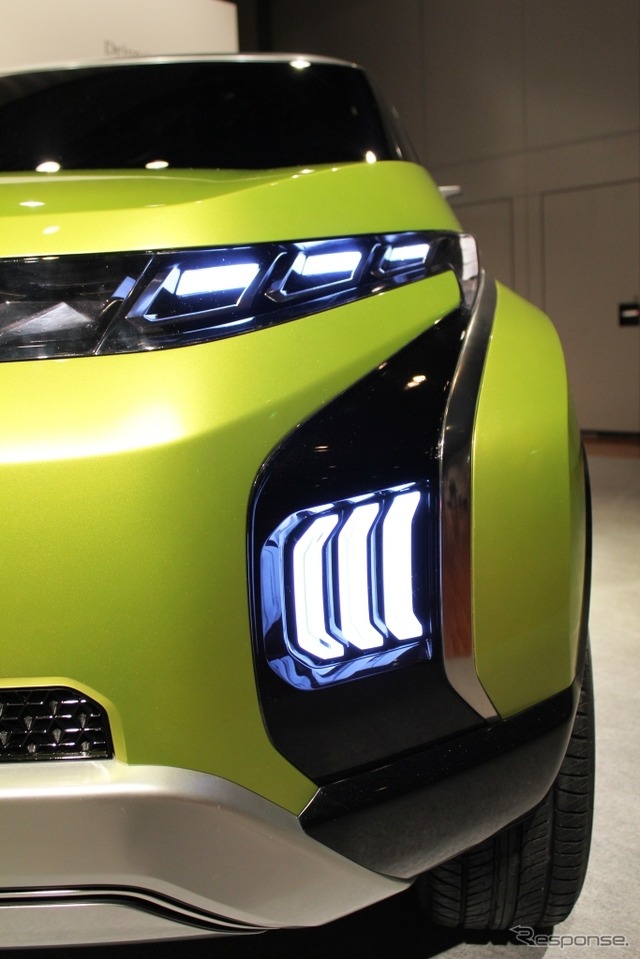 三菱コンセプト AR-PHEV(東京モーターショー13)