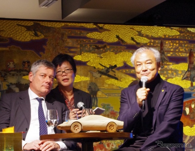 “デザインで文化を創る~世界を変えるための新しいスタイル、建築学的方法~”