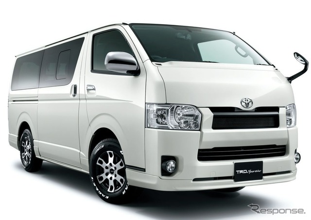 ハイエース TRDパーツ装着車