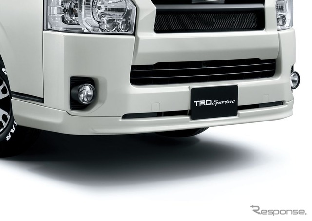 ハイエース TRDパーツ装着車