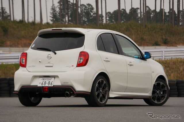 日産 マーチ NISMO (オプション装着車)