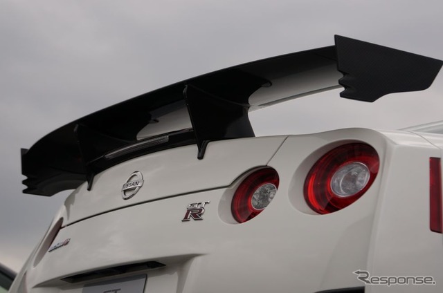 日産 GT-R NISMO